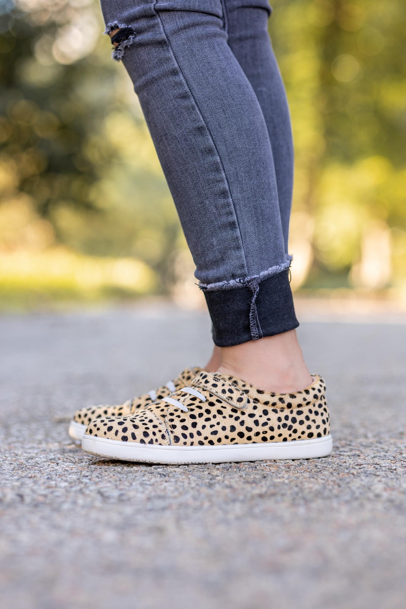 Cheetah Dot [Low Top] Tennies