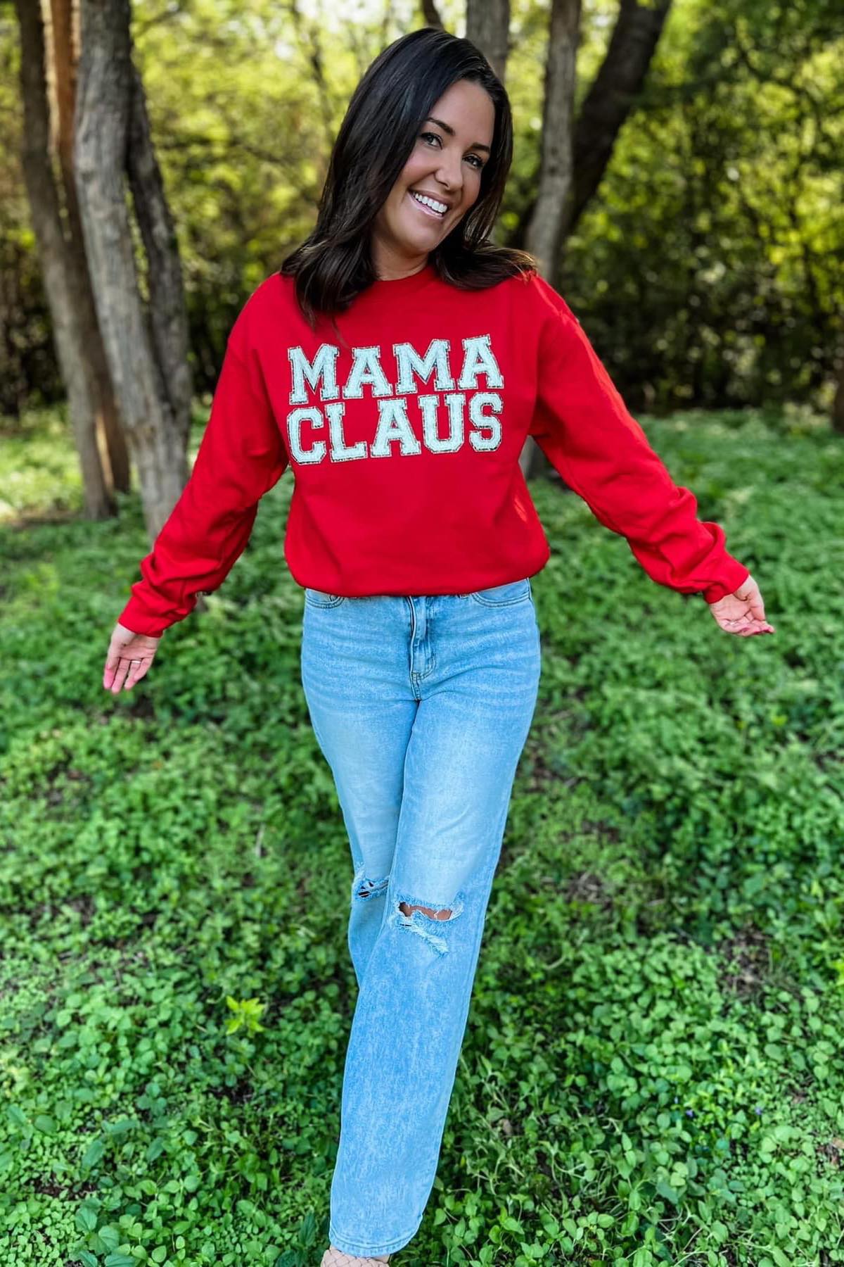 [MAMA CLAUS] Sweatshirt w/ Faux Patches