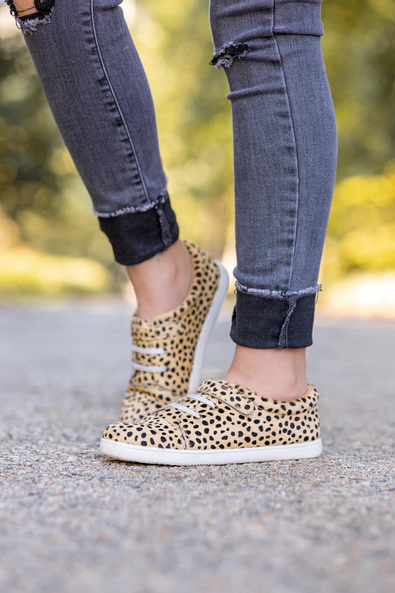 Cheetah Dot [Low Top] Tennies