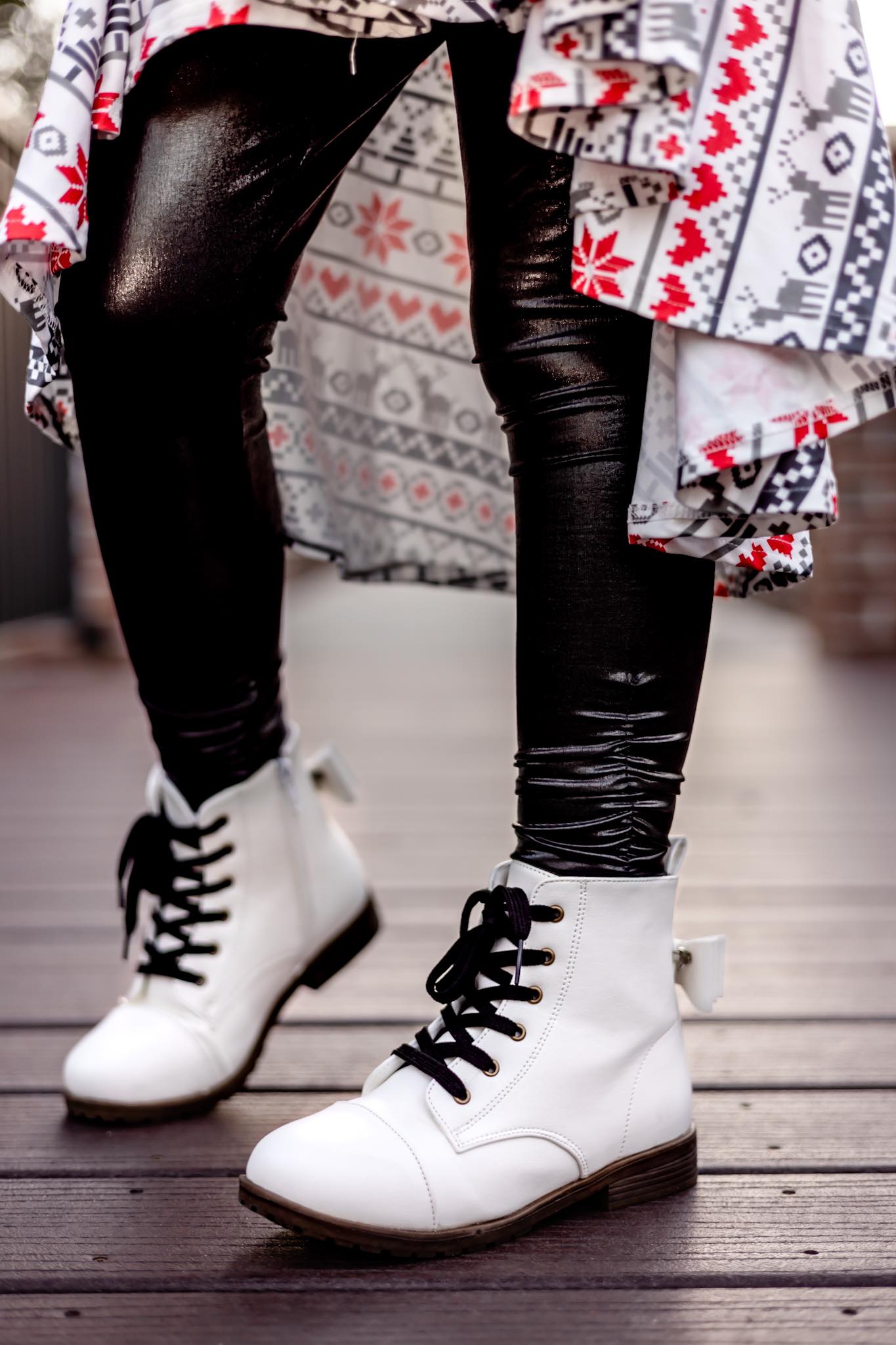 White Ruched Faux Leather Legging